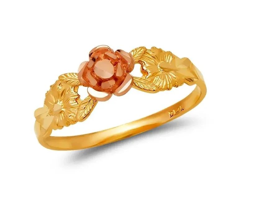 NEW 14K TWO TONE GOLD LADIES FLOWER FILIGREE RING: NEW 14K TWO TONE GOLD LADIES FLOWER FILIGREE RING LADIES FLOWER FILIGREE RING NEW 14K TWO TONE GOLD SIZE Apx: 7mm WEIGHT: 1.4g