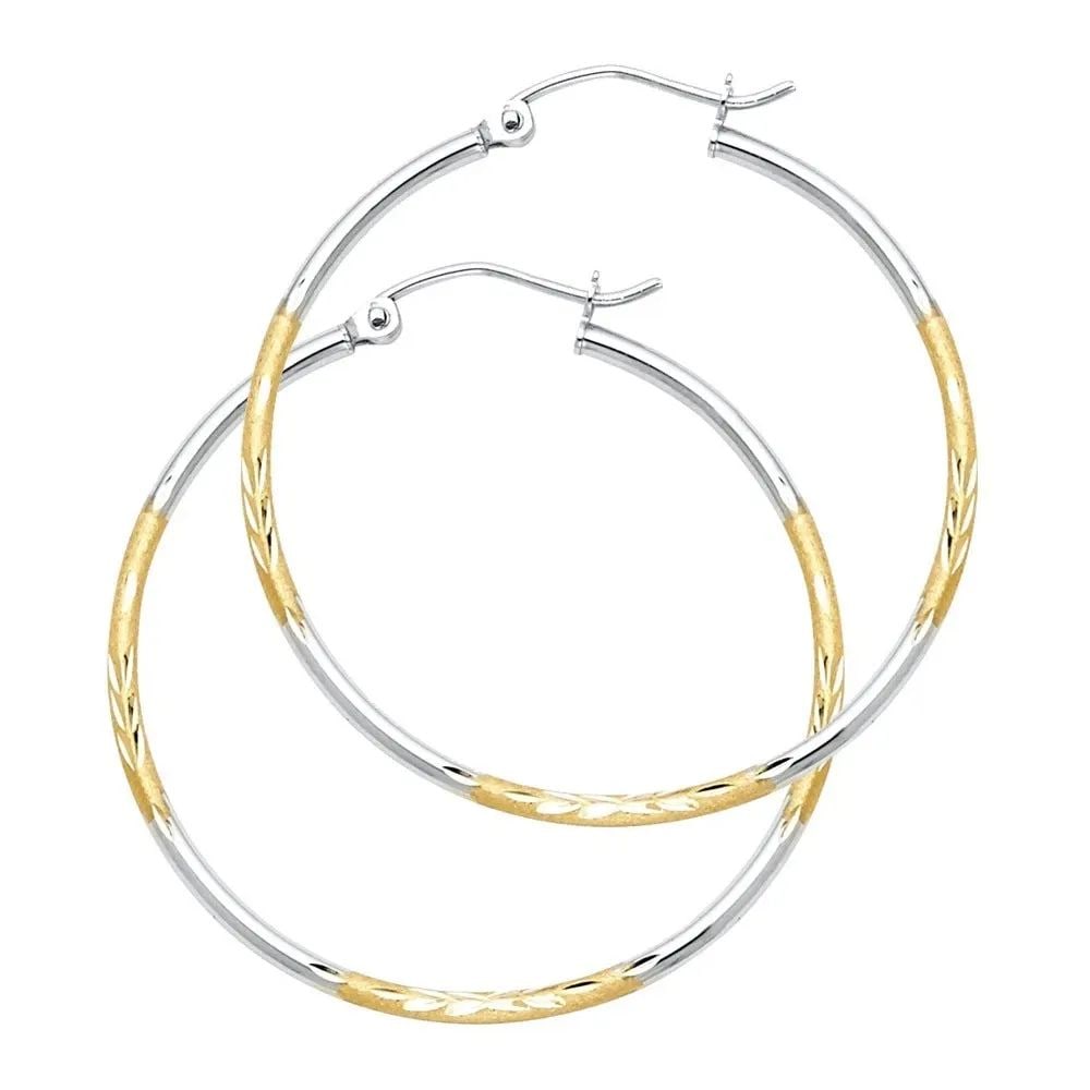 NEW 14K TWO TONE GOLD BUDDED DC HOOP EARRINGS: NEW 14K TWO TONE GOLD BUDDED DC HOOP EARRINGS BUDDED DC HOOP EARRINGS NEW 14K TWO TONE GOLD Height : 25 mm Width : 25 mm Weight : 1g