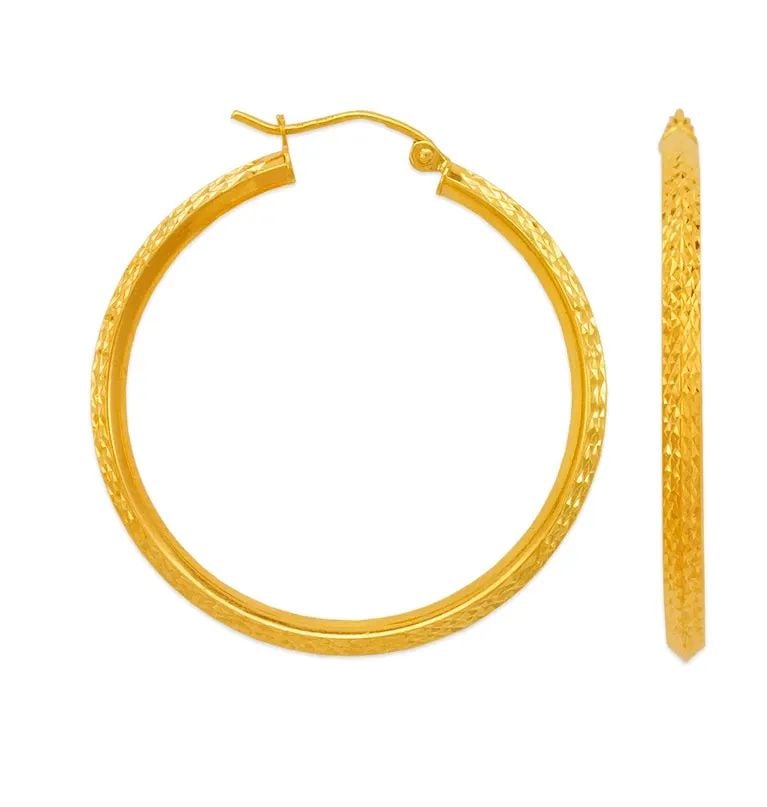 NEW 14K YELLOW GOLD 2.5MM SQUARE TUBE HOOP EARRINGS: NEW 14K YELLOW GOLD 2.5MM SQUARE TUBE HOOP EARRINGS 2.5MM SQUARE TUBE HOOP EARRINGS NEW 14K YELLOW GOLD Width: Approx. 2.5mm Apx WEIGHT: 1.3g