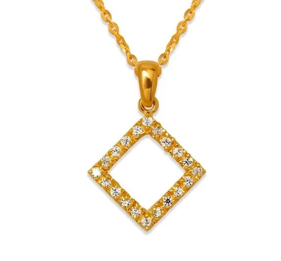 NEW 14K YELLOW GOLD DIAMOND SHAPED PENDANT: NEW 14K YELLOW GOLD DIAMOND SHAPED PENDANT DIAMOND SHAPED PENDANT NEW 14K YELLOW GOLD Apx. WIDTH: 15mm Apx WEIGHT: 1.3g