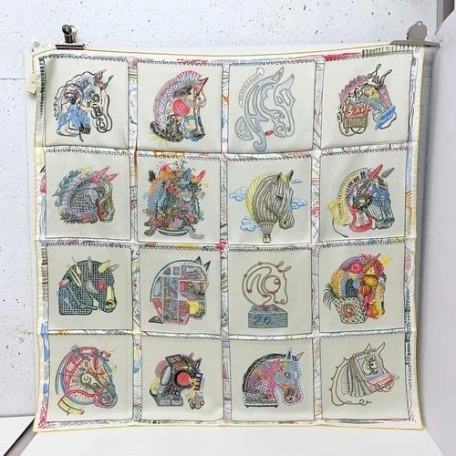 AUTHENTIC HERMES SCARF CHEVALOSCOPE HORSE KALEIDOSCOPE KAFOUROS 90CM SILK CARRE (1 of 2)