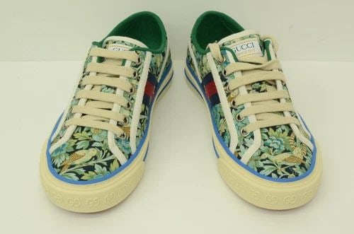 AUTHENTIC GUCCI LADIES TENNIS SHOES 1977 LIBERTY OF LONDON SNEAKERS FLORAL BLUE (1 of 2)