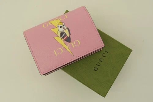 AUTHENTIC GUCCI BANANYA PINK ROCKER CLIP BIFOLD WALLET LEATHER ANIME CAT W BOX (1 of 2)