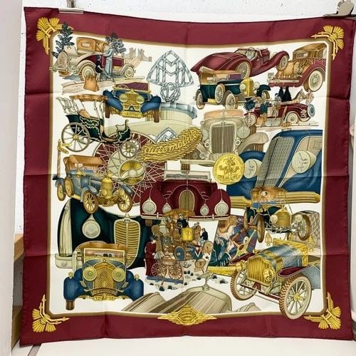 AUTHENTIC HERMES SCARF AUTOMOBILE RED GOLD 90CM METZ SILK VINTAGE CARRE WRAP (1 of 2)