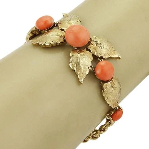 GOLD CORAL BRACELET VINTAGE 14K YELLOW FLORAL DESIGN CHAIN BRACELET (1 of 2)
