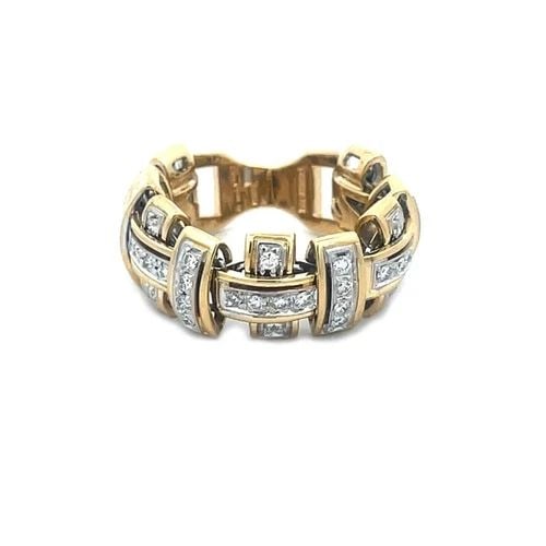 70468 GARAVELLI DIAMOND GOLD RING 18K YELLOW FLEX LINK BAND: 70468 GARAVELLI DIAMOND GOLD RING 18K YELLOW FLEX LINK BAND This lovely designer ring is from Garavelli, it is crafted from 18k yellow gold featuring flexible links in cross bar style with diamonds se