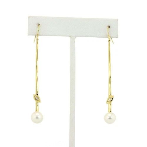 IPPOLITA NOVA EARRINGS DIAMOND PEARLS LINEAR 18K YELLOW GOLD LONG DANGLE: IPPOLITA NOVA EARRINGS DIAMOND PEARLS LINEAR 18K YELLOW GOLD LONG DANGLE Ippolita NOVA Diamond Pearls Linear 18k Yellow Gold Long Dangle Earrings Description Authentic and elegant by Ippolita from her