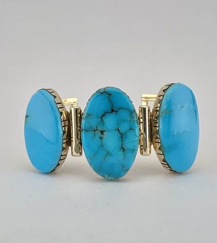 VINTAGE TOM DAVID NAVAJO 14K YELLOW GOLD BLUE GEM TURQUOISE CUFF BRACELET 30.5G: VINTAGE TOM DAVID NAVAJO 14K YELLOW GOLD BLUE GEM TURQUOISE CUFF BRACELET 30.5G Vintage Tom David Navajo 14K Yellow Gold Blue Gem Turquoise Cuff Bracelet 30.5g Cuff is 5 1/4" Tip to Tip and has a 1 1/