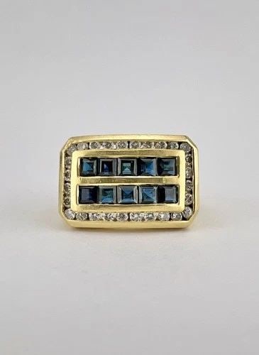 VINTAGE 18K YELLOW GOLD CHANNEL SET PRINCESS CUT SAPPHIRE & DIAMOND MEN'S RING: Vintage 18K Yellow Gold Channel Set Princess Cut Sapphire & Diamond Men's Ring Ring Size: 8.75 - Can be Resized for an Extra Cost Weight is 16.7 Grams on my scale Metal: 18k Yellow Gold - Hallmarked (