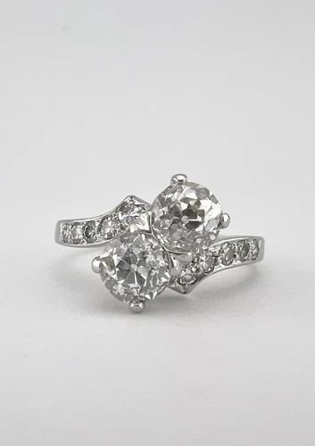 ANTIQUE VICTORIAN .900 PLATINUM OLD EUROPEAN CUT DIAMOND MOI ET TOI BYPASS RING: ANTIQUE VICTORIAN .900 PLATINUM OLD EUROPEAN CUT DIAMOND MOI ET TOI BYPASS RING Antique Victorian .900 Platinum Old European Cut Diamond Moi et Toi Bypass Ring Ring Size 6 - Can Be Re Sized Weight is 