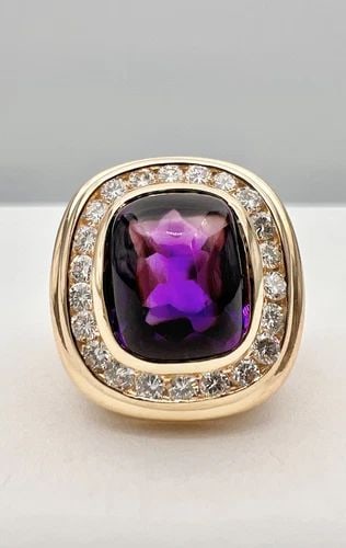 DESIGNER 14K YELLOW GOLD NATURAL CABOCHON AMETHYST & DIAMOND HALO RING 14.3G: DESIGNER 14K YELLOW GOLD NATURAL CABOCHON AMETHYST & DIAMOND HALO RING 14.3G Designer 14k Yellow Gold Natural Cabochon Amethyst & Diamond Halo Ring 14.3g Ring Size is 7 - Can Be Re Sized Total Weight 