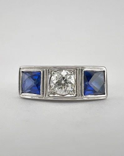 ANTIQUE ART DECO 18K WHITE GOLD .30CT APRX OLD EURO CUT DIAMOND & SAPPHIRE RING: ANTIQUE ART DECO 18K WHITE GOLD .30CT APRX OLD EURO CUT DIAMOND & SAPPHIRE RING Antique Art Deco 18k White Gold .30ct Aprx Old Euro Cut Diamond & Sapphire Ring Size: 3.75- Can Be Sized To Any Size Wit