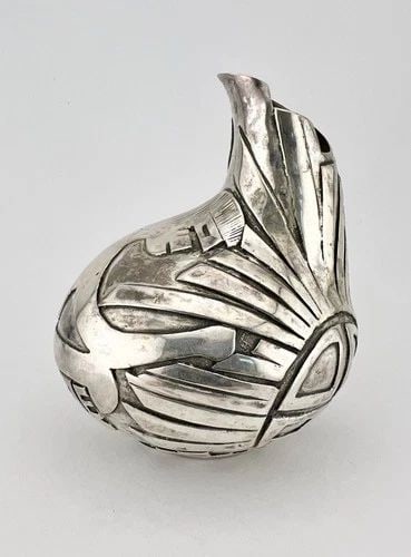 VTG NAVAJO STERLING SILVER DETAILED OVERLAY PUEBLO SCENE POT VASE WATER PITCHER (1 of 2)