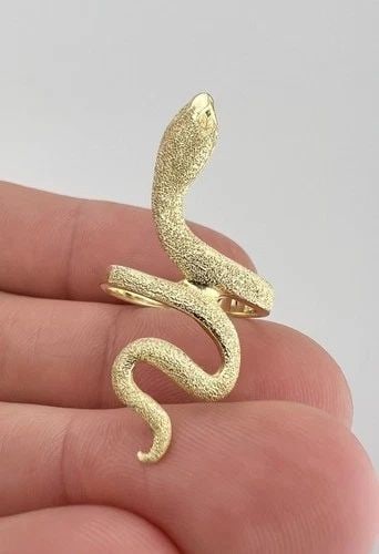 DESIGNER 14K YELLOW GOLD DETAILED COILED FROSTED SNAKE SERPENT RING 4.4G (1 of 2)