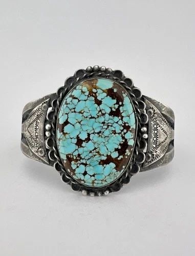 VTG NAVAJO STERLING SILVER NATURAL SPIDERWEB #8 TURQUOISE STAMPED CUFF BRACELET: VTG NAVAJO STERLING SILVER NATURAL SPIDERWEB #8 TURQUOISE STAMPED CUFF BRACELET Vtg Navajo Sterling Silver Natural Spiderweb #8 Turquoise Stamped Cuff Bracelet Cuff is 5 3/4" tip to Tip and has a Jus 