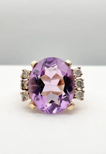 DESIGNER 10K YELLOW GOLD & 4.50CT OVAL AMETHYST & DIAMOND RING (1 of 2)