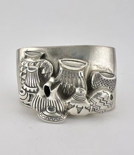 VTG NAVAJO STERLING SILVER 3D PUEBLO WEED POTS STAMPED WIDE CUFF BRACELET 70.8G (1 of 2)