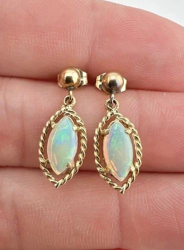 VTG 14K YELLOW GOLD MARQUISE CUT AUSTRALIAN FIRE OPAL POST DANGLE EARRINGS (1 of 1)