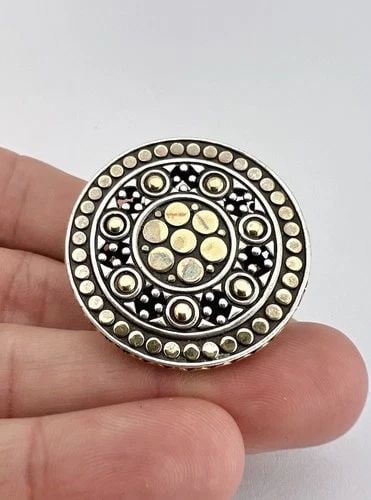 JOHN HARDY STERLING SILVER & 18K GOLD JAISALMER LARGE DOT ROUND DISK RING: John Hardy Sterling Silver & 18k Gold Jaisalmer Large Dot Round Disk Ring Ring Size: 8- Can Be Resized Weight is 20.5 Grams on my scale Test Positive For Sterling Silver Ring is Over 1 1/4" Wide Amazi