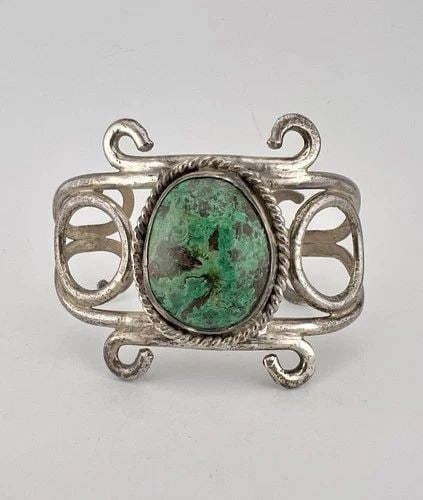 VTG NAVAJO STERLING SILVER CHRYSOCOLLA HIPPIE BOHO STATEMENT WIDE CUFF BRACELET (1 of 2)