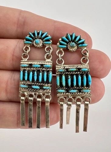 VTG ZUNI STERLING SILVER NEEDLEPOINT TURQUOISE CLUSTER DANGLE EARRINGS 2 1/8" (1 of 1)