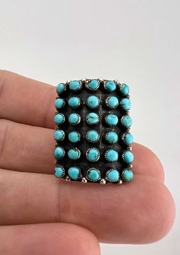 VTG ZUNI STERLING SILVER PETIT POINT SNAKE EYE TURQUOISE 6 ROW WOMEN'S RING: Vtg Zuni Sterling Silver Petit Point Snake Eye Turquoise 6 Row Women's Ring Ring Size - 5.5 Weight is 6.5 Grams on my scale Metal: Sterling Silver Ring is 1 1/8" Tall In the Center Amazing Natural Blu