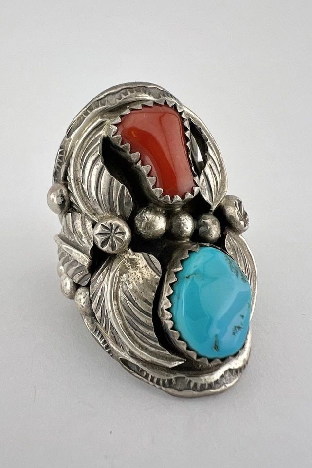 VTG NAVAJO STERLING SILVER SLEEPING BEAUTY TURQUOISE & CORAL STAMPED RING 15.3G (1 of 1)