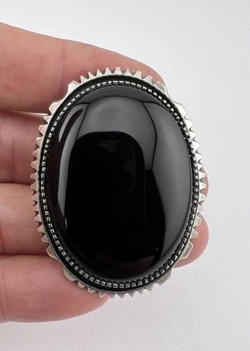 VINTAGE P.ATTAKAI NAVAJO STERLING SILVER ONYX STAMPED OVAL PIN PENDANT 2": VINTAGE P.ATTAKAI NAVAJO STERLING SILVER ONYX STAMPED OVAL PIN PENDANT 2" Vintage P.ATTAKAI Navajo Sterling Silver Onyx Stamped Oval Pin Pendant 2" Size: Around 2" Tall by 1 1/2" Wide Weight is 26.6 G