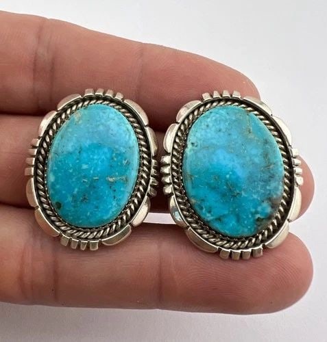 VTG NAVAJO STERLING SILVER BLUE GEM TURQUOISE STAMPED CLIP EARRINGS 1.25": VTG NAVAJO STERLING SILVER BLUE GEM TURQUOISE STAMPED CLIP EARRINGS 1.25" Vtg Navajo Sterling Silver Blue Gem Turquoise Stamped Clip Earrings 1.25" Size: 1 1/4" Tall & 1" Wide Weight is 21.6 Grams on 
