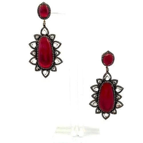 3.90 CARAT ROUND-PEAR SHAPE DIAMOND 26.5-11.9 MM RUBY 18K GOLD-SILVER EARRINGS: 3.90 CARAT ROUND-PEAR SHAPE DIAMOND 26.5-11.9 MM RUBY 18K GOLD-SILVER EARRINGS PRODUCT DESCRIPTION Title: 3.90 Carat Round Brilliant G SI and Pear Shape G VS Diamond 2.00 Carat Oval Shape and Ruby 18 
