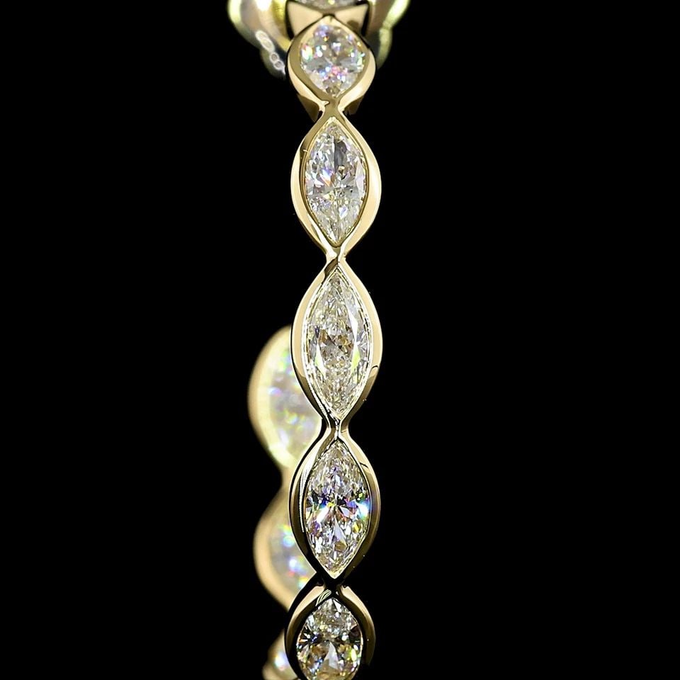 LAB-GROWN 3.13 CARAT MARQUISE E-F-VS1 DIAMOND 14K YELLOW GOLD C HOOPS EARRINGS: LAB-GROWN 3.13 CARAT MARQUISE E-F-VS1 DIAMOND 14K YELLOW GOLD C HOOPS EARRINGS Title: High-quality Brand-New Echo Friendly Elegant Lab-Grown 3.13 Carat Marquise E-F-VS1 Diamond 14K Yellow Gold C Hoops