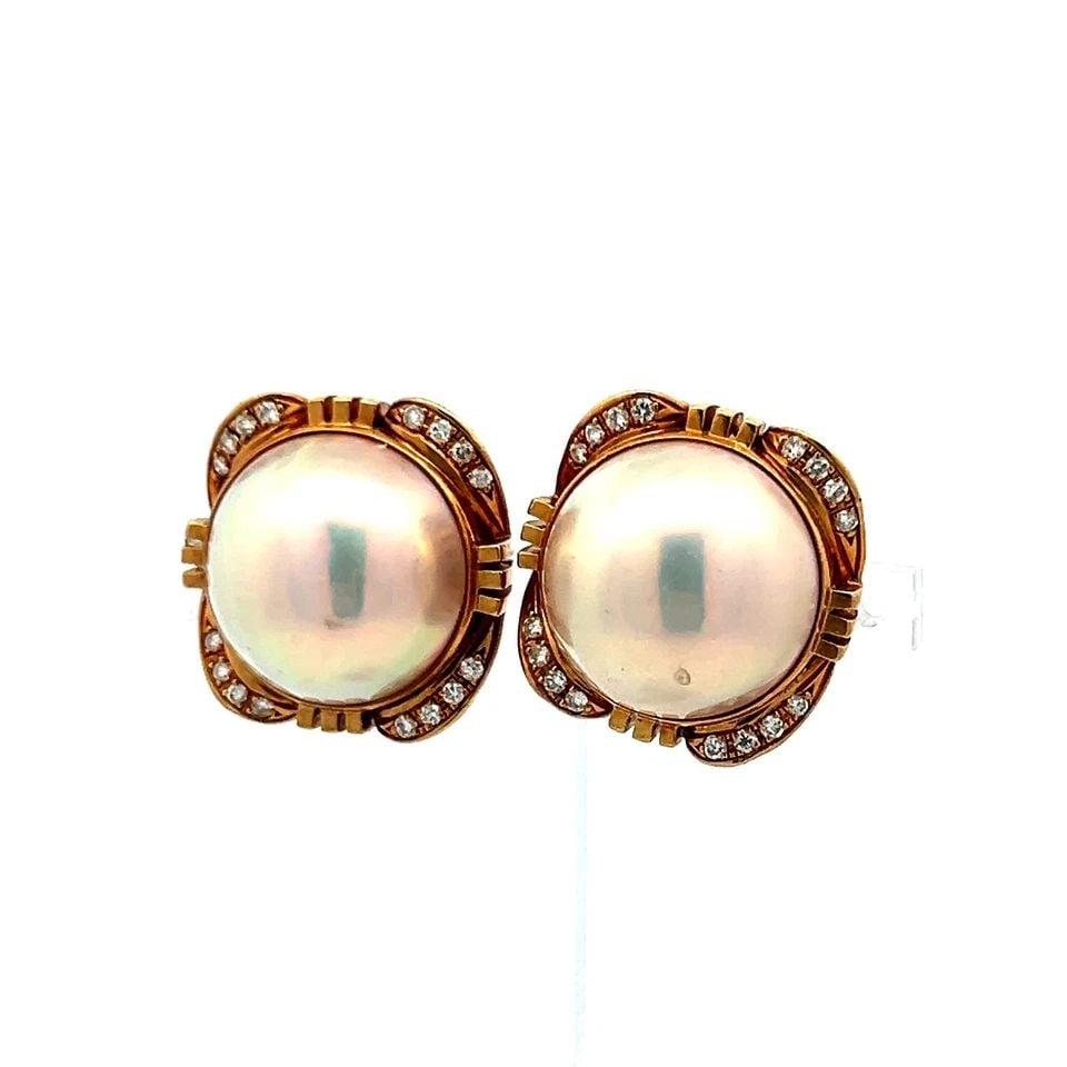 VINTAGE 1.00CT PEARL & 0.16CT DIAMOND CLIP-ON EARRINGS IN 18K YELLOW GOLD (1 of 1)