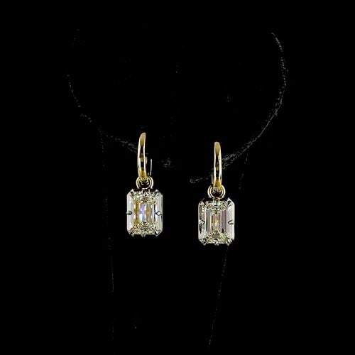 LAB-GROWN 4.02 CARAT EMERALD E-F-VS1 DIAMOND 14K YELLOW GOLD HANGING EARRINGS: LAB-GROWN 4.02 CARAT EMERALD E-F-VS1 DIAMOND 14K YELLOW GOLD HANGING EARRINGS $2,970.00 PRODUCT DESCRIPTION Title: High-quality Brand-New Echo Friendly Elegant Lab-Grown 4.02 Carat Emerald E-F-VS1 Dia