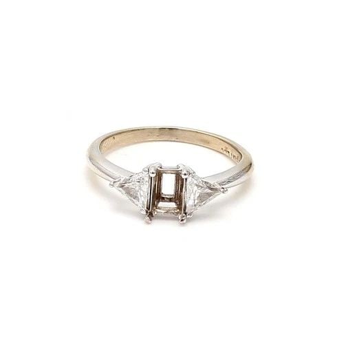 LAB-GROWN 1.57 CARAT ROUND E-F-VS1 DIAMOND 14K WG SEVEN STONES ETERNITY BAND: LAB-GROWN 1.57 CARAT ROUND E-F-VS1 DIAMOND 14K WG SEVEN STONES ETERNITY BAND PRODUCT DESCRIPTION Title: High-quality Brand-New Echo Friendly Elegant Lab-Grown 1.57 Carat Round E-F-VS1 Diamond 14K Whit