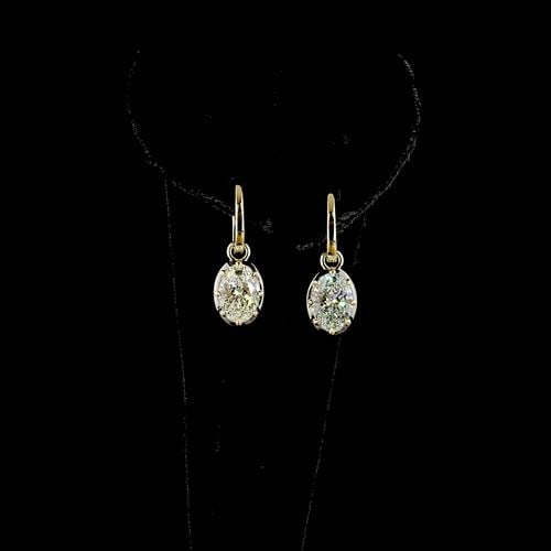 LAB-GROWN 3.06 CARAT OVAL E-F-VS1 DIAMOND 14K YELLOW GOLD HANGING EARRINGS: LAB-GROWN 3.06 CARAT OVAL E-F-VS1 DIAMOND 14K YELLOW GOLD HANGING EARRINGS $2,440.00 PRODUCT DESCRIPTION Title: High-quality Brand-New Echo Friendly Elegant Lab-Grown 3.06 Carat Oval E-F-VS1 Diamond 1