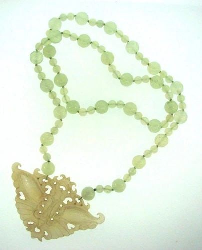 VINTAGE JADE BEAD STATEMENT NECKLACE (1 of 2)