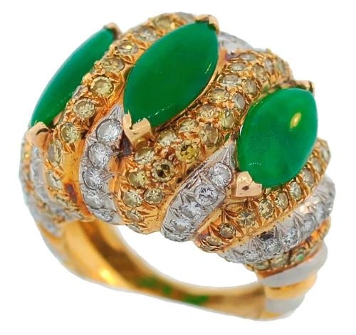 VINTAGE VERDURA 18K GOLD JADE DIAMOND RING (1 of 2)