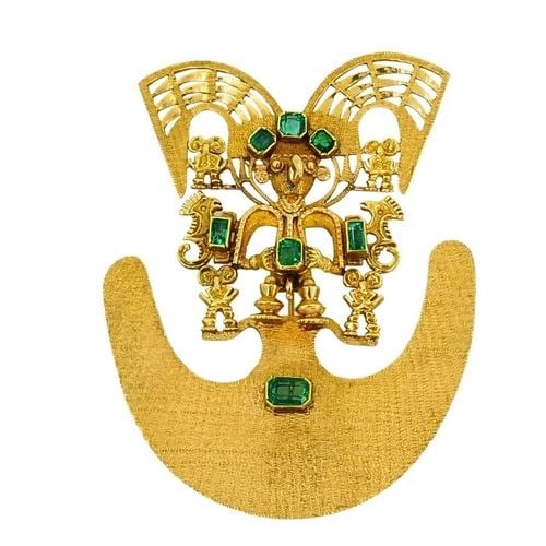 18K GOLD BROOCH/PENDANT EMERALDS PRE-COLUMBIAN JEWELRY: 18K GOLD BROOCH/PENDANT EMERALDS PRE-COLUMBIAN JEWELRY Product details: CIRCA: Late 20th Century MATERIALS: 18k Gold GEMSTONE: Emerald WEIGHT: 40 Grams MEASUREMENTS: 2 5/16" x 3" HALLMARKS: 18K ITEM D