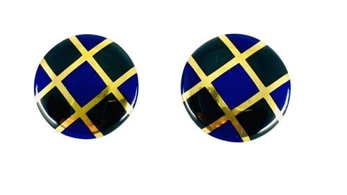 TIFFANY & CO. ANGELA CUMMINGS EARRINGS 18K GOLD: TIFFANY & CO. ANGELA CUMMINGS ENAMEL EARRINGS 18K GOLD DESIGNER: Angela Cummings CIRCA: 1988 MATERIALS: 18k Yellow Gold WEIGHT: 20 grams MEASUREMENTS: Diameter - 1” HALLMARKS: Angela Cummings, 1