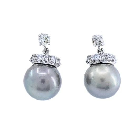TAHITIAN PEARL DIAMOND 14K GOLD STUD EARRINGS: TAHITIAN PEARL DIAMOND 14K GOLD STUD EARRINGS MATERIALS 14k Gold GEMSTONE Pearl, Diamond WEIGHT 7.7 Grams MEASUREMENT Pearl Diameter - 7/16" HALLMARKS 14K ITEM DETAILS Tahitian Pearl Diamond 14k Gold 