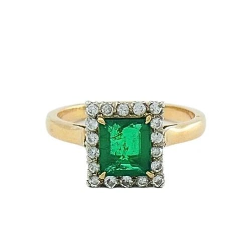 EMERALD RING VINTAGE 14K GOLD DIAMOND (1 of 2)