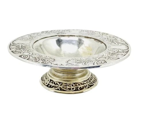 1920S MAUSER MFG CO STERLING SILVER DESSERT DISHES SET OF 6: 1920S MAUSER MFG CO STERLING SILVER DESSERT DISHES SET OF 6 1920S MAUSER MFG CO STERLING SILVER DESSERT DISHES SET OF 6 Circa 1920's Made in art deco style FINE Sterling Silver Numbered 307 D Made in 