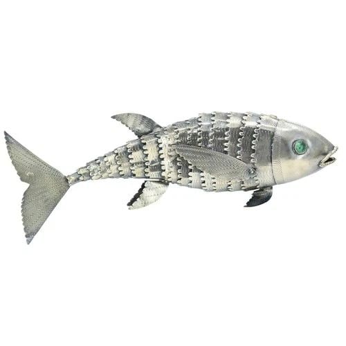 VINTAGE ARTICULATED STERLING SILVER FISH FIGURINE MID CENTURY MODERN: VINTAGE ARTICULATED STERLING SILVER FISH FIGURINE MID CENTURY MODERN KL ROO Vintage Articulated Sterling Silver Fish Figurine Mid Century Modern Stamped PLATA925 Eyes likely made of glass The body is 