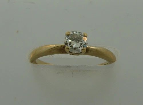 TIMELESS DIAMOND YELLOW GOLD SOLITAIRE RING FEMININE DELICATE CLASSY (1 of 2)