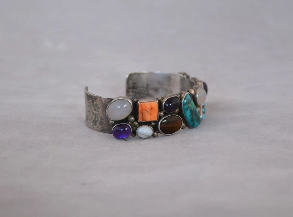VINTAGE NAVAJO SILVER BRACELET - SEMIPRECIOUS STONES & TURQUOISE - SIGNED RL 7" (1 of 2)