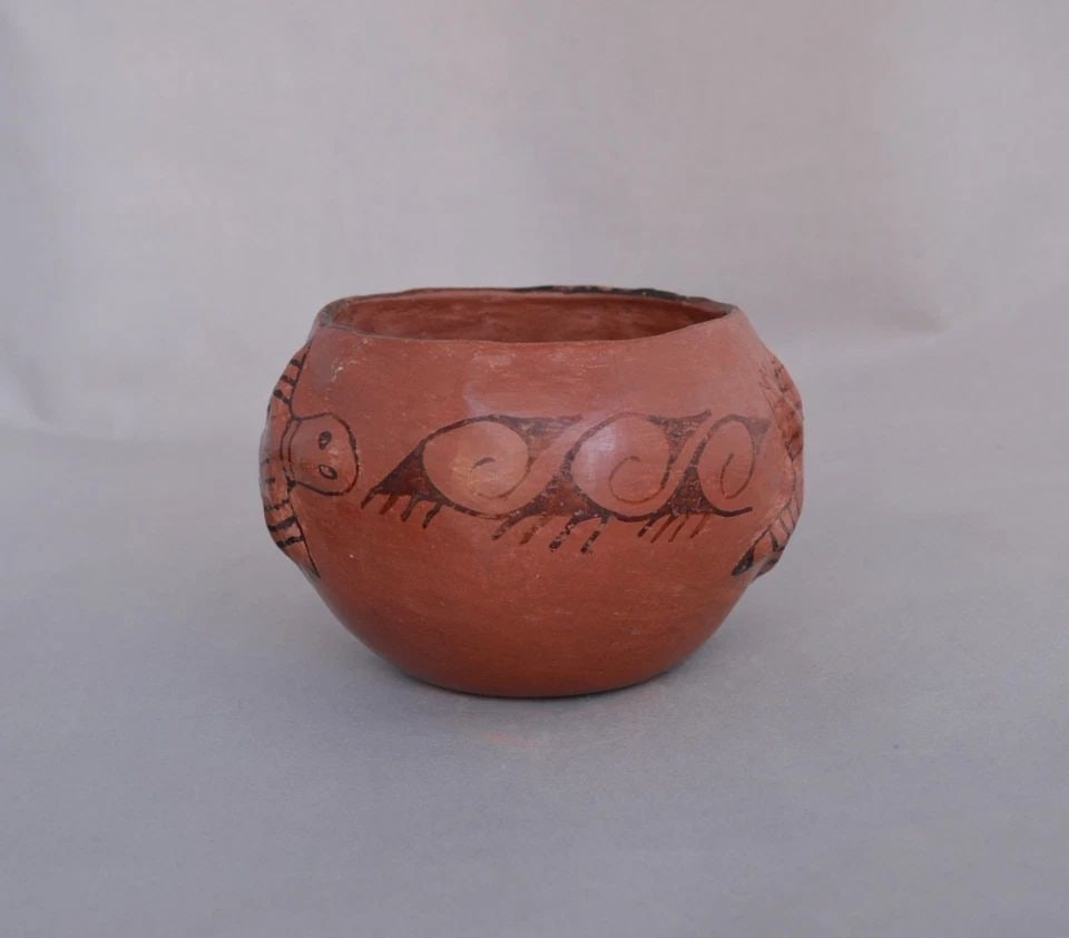 VESTA BREAD (1912-1976) - VINTAGE REDWARE MARICOPA POT BOWL - LIZARDS RAIN (1 of 2)