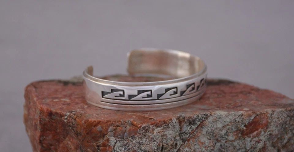 AUGUSTINE MOWA - HOPI STERLING SILVER 1/2" WIDE CUFF BRACELET - 6 7/8" (1 of 2)