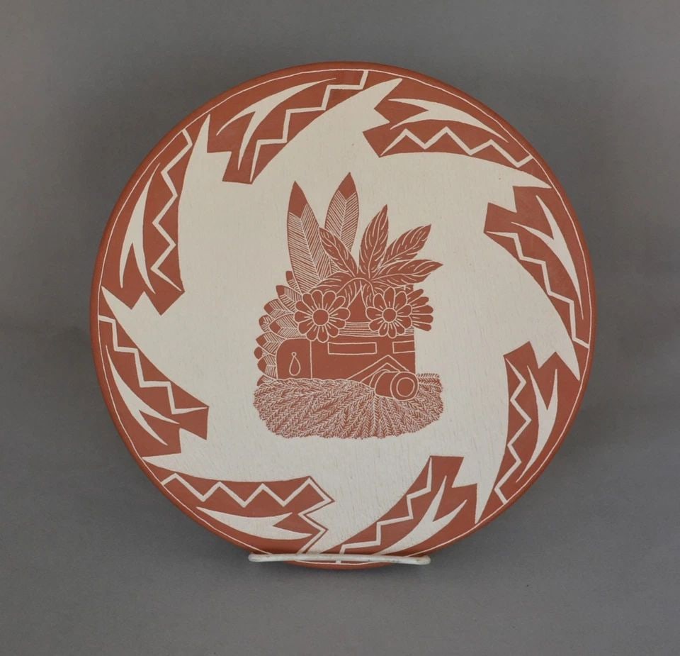 BERT JOJOLA - ISLETA PUEBLO FINELY ETCHED POTTERY PLATE - KACHINA LIGHTNING 10" (1 of 2)