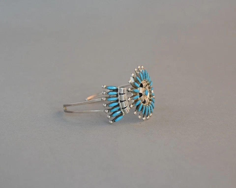 DAN ETSATE - ZUNI SILVER PETTIPOINT KINGMAN TURQUOISE CLUSTER BRACELET SZ 6 3/8 (1 of 2)