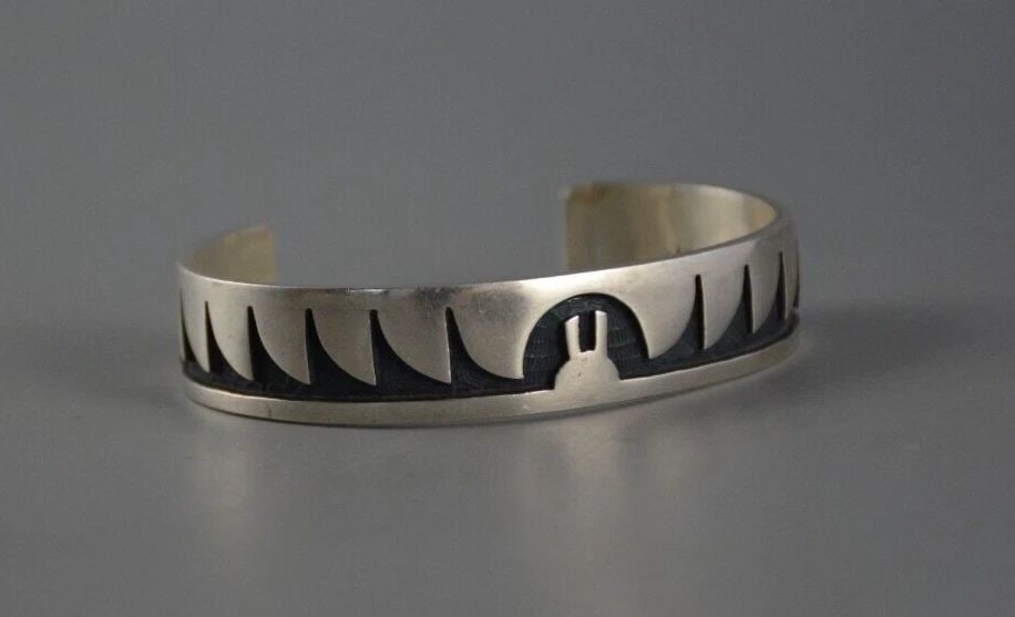 TONY KYASYOUSIE - HOPI STERLING SILVER BRACELET - SIGNED & HOPI GUILD MARK - 6.5 (1 of 2)